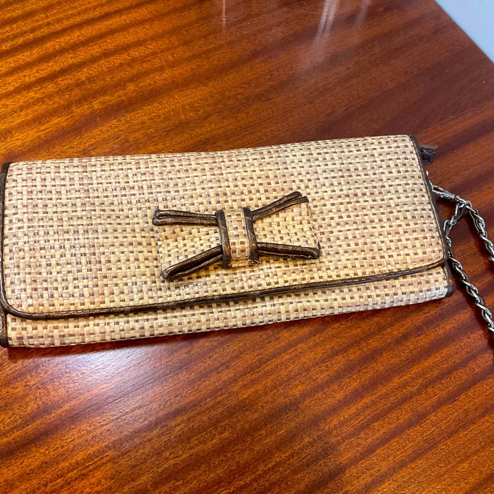 Bueno Hand Purse